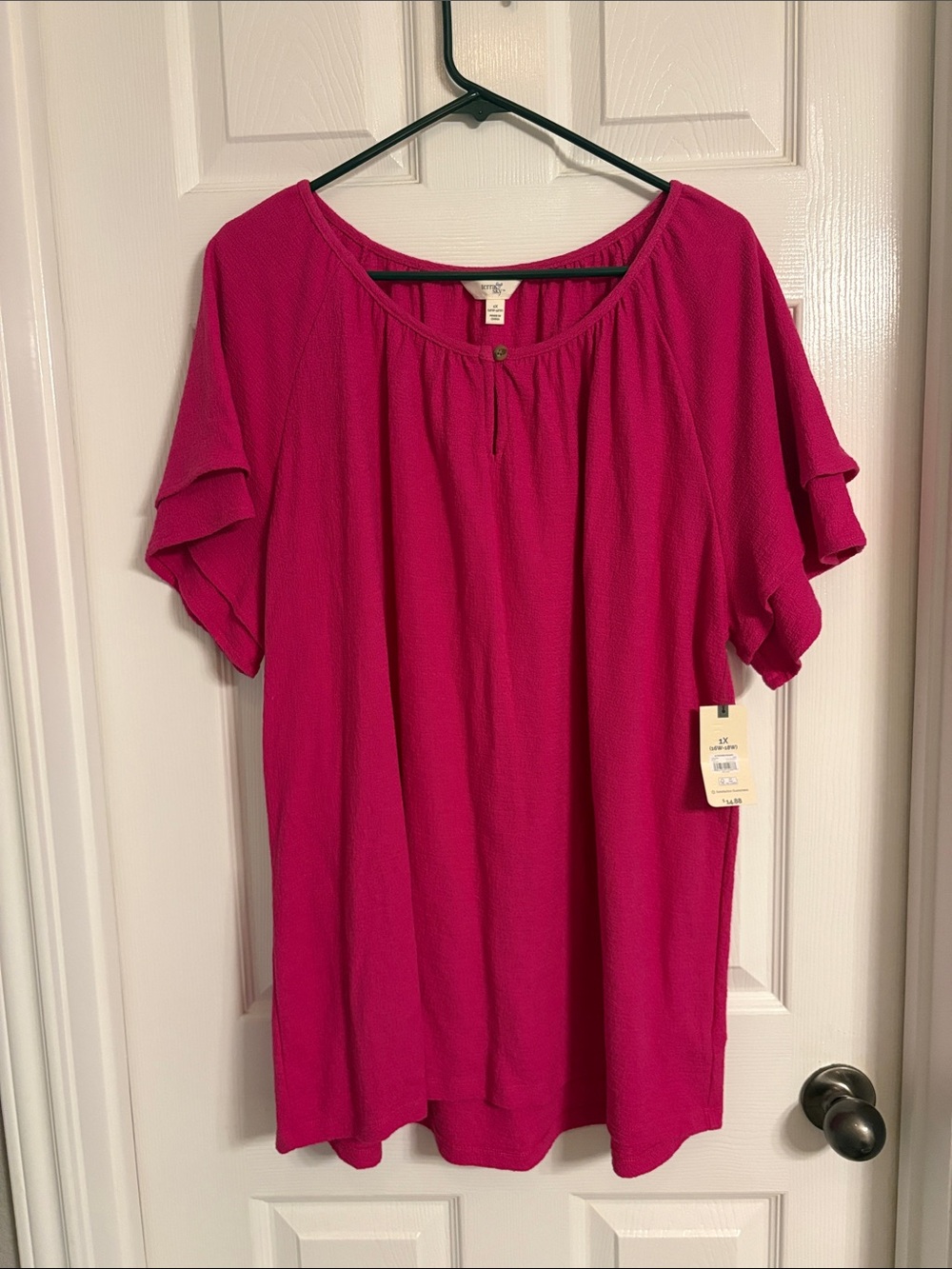 Terra & Sky Fuchsia Flutter Sleeve Tunic